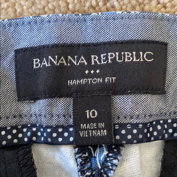 Banana Republic “Hampton Fit”  Shorts - Picture 4 of 5